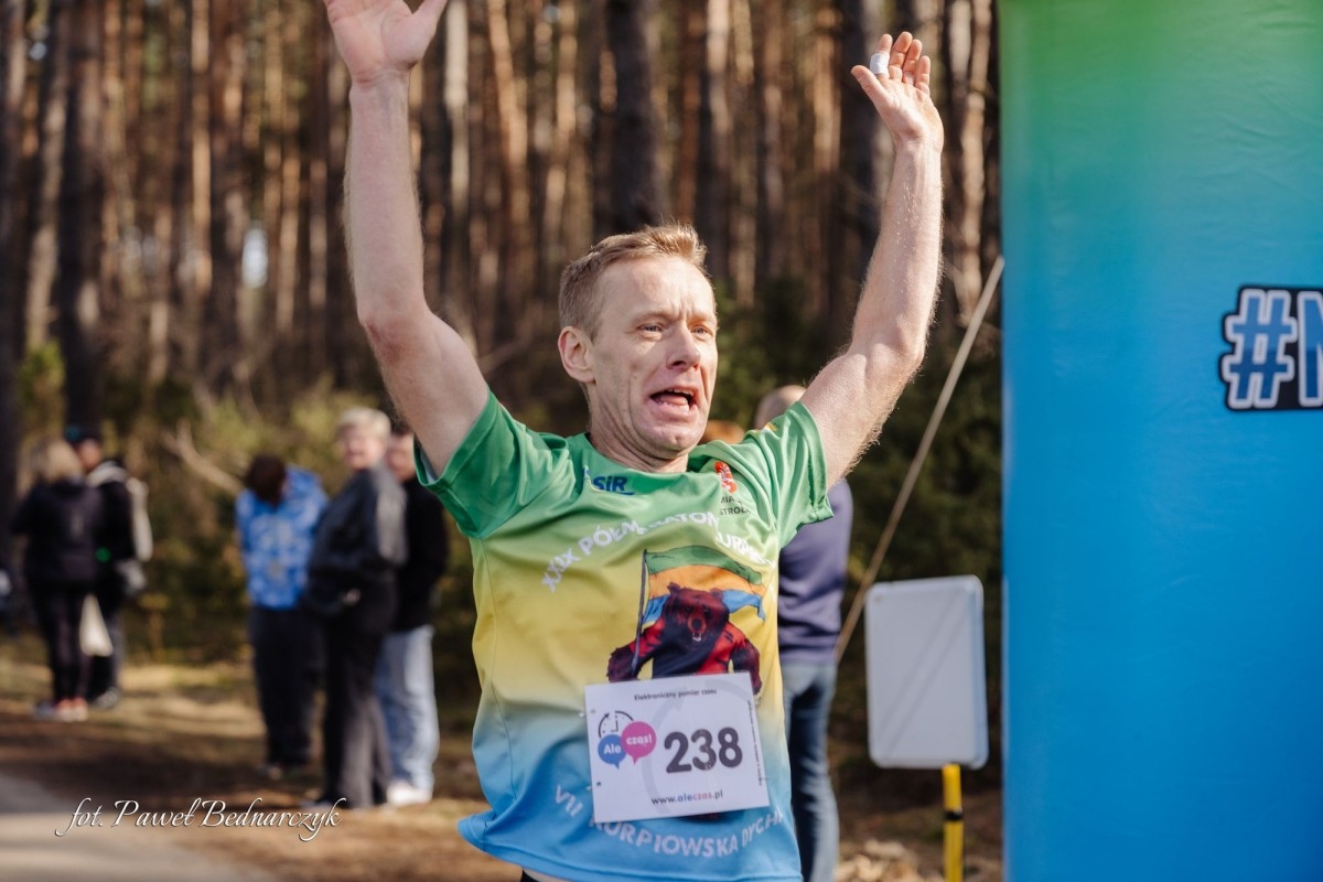 Serafin gościł biegaczy i miłośników Nordic Walking. Tak wyglądał VIII Kurpiowski Bieg Morsa [08.03.2026]  - zdjęcie #133 - eOstroleka.pl