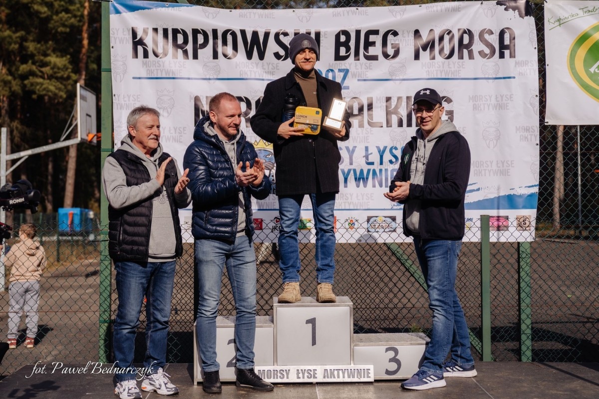 Serafin gościł biegaczy i miłośników Nordic Walking. Tak wyglądał VIII Kurpiowski Bieg Morsa [08.03.2026]  - zdjęcie #6 - eOstroleka.pl