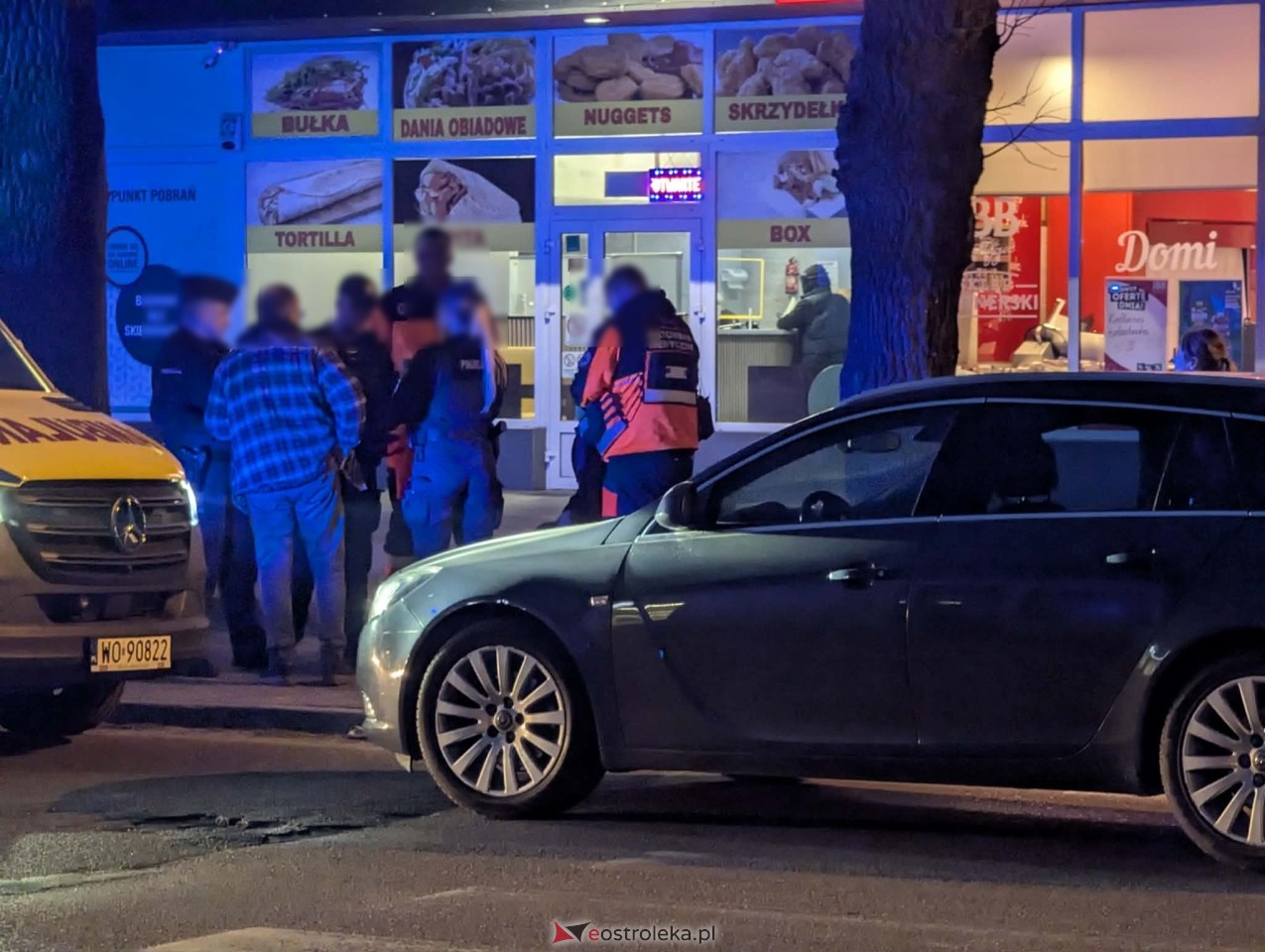 Interwencja służb przy Piłsudskiego [16.03.2026] - zdjęcie #5 - eOstroleka.pl