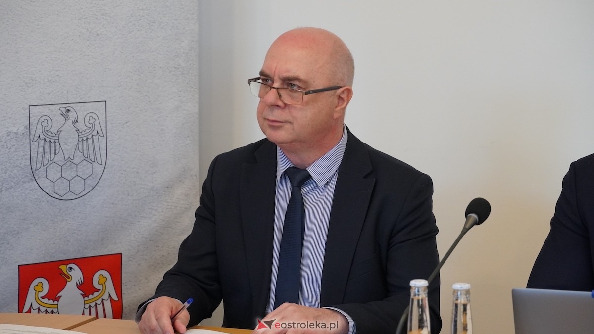 XXVI sesja Rady Powiatu w Ostrołęce [17.03.2026] - zdjęcie #26 - eOstroleka.pl
