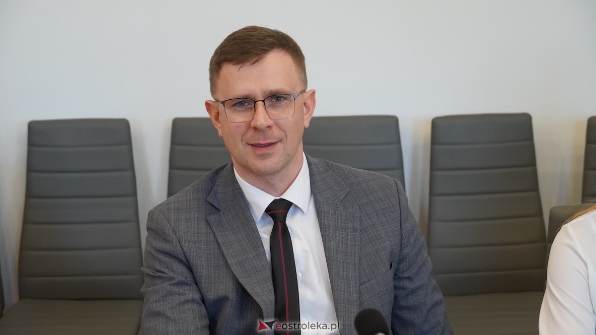 XXVI sesja Rady Powiatu w Ostrołęce [17.03.2026] - zdjęcie #23 - eOstroleka.pl