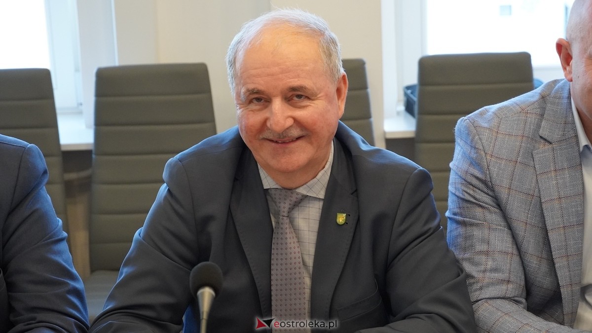 XXVI sesja Rady Powiatu w Ostrołęce [17.03.2026] - zdjęcie #12 - eOstroleka.pl