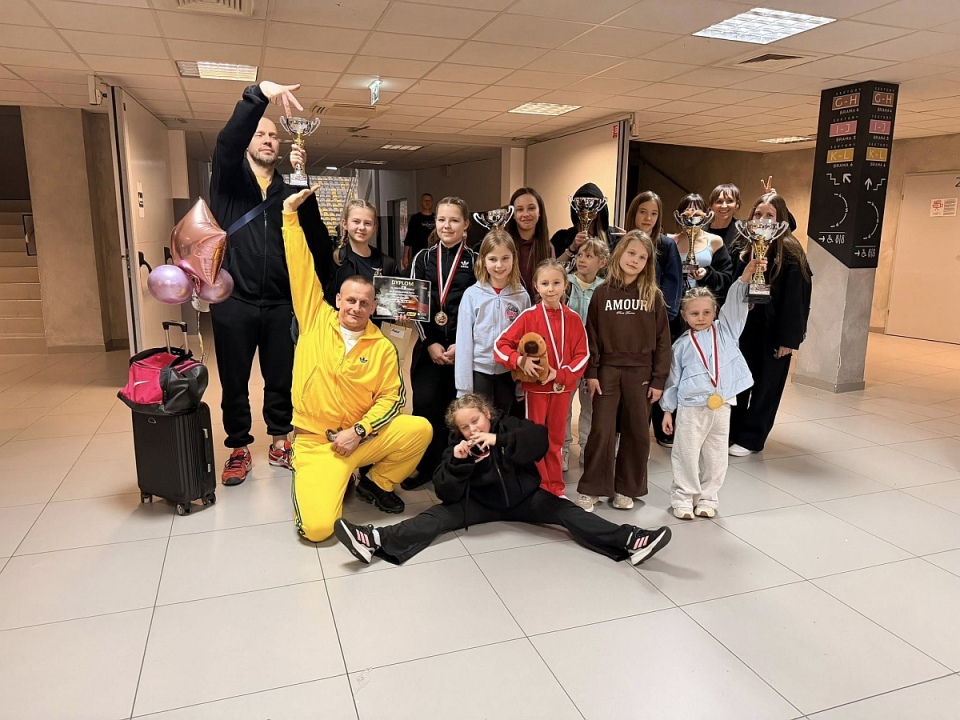  Bee Hero na IV Ogólnopolskich Zawodach Gimnastycznych [14.03.2026] - zdjęcie #10 - eOstroleka.pl