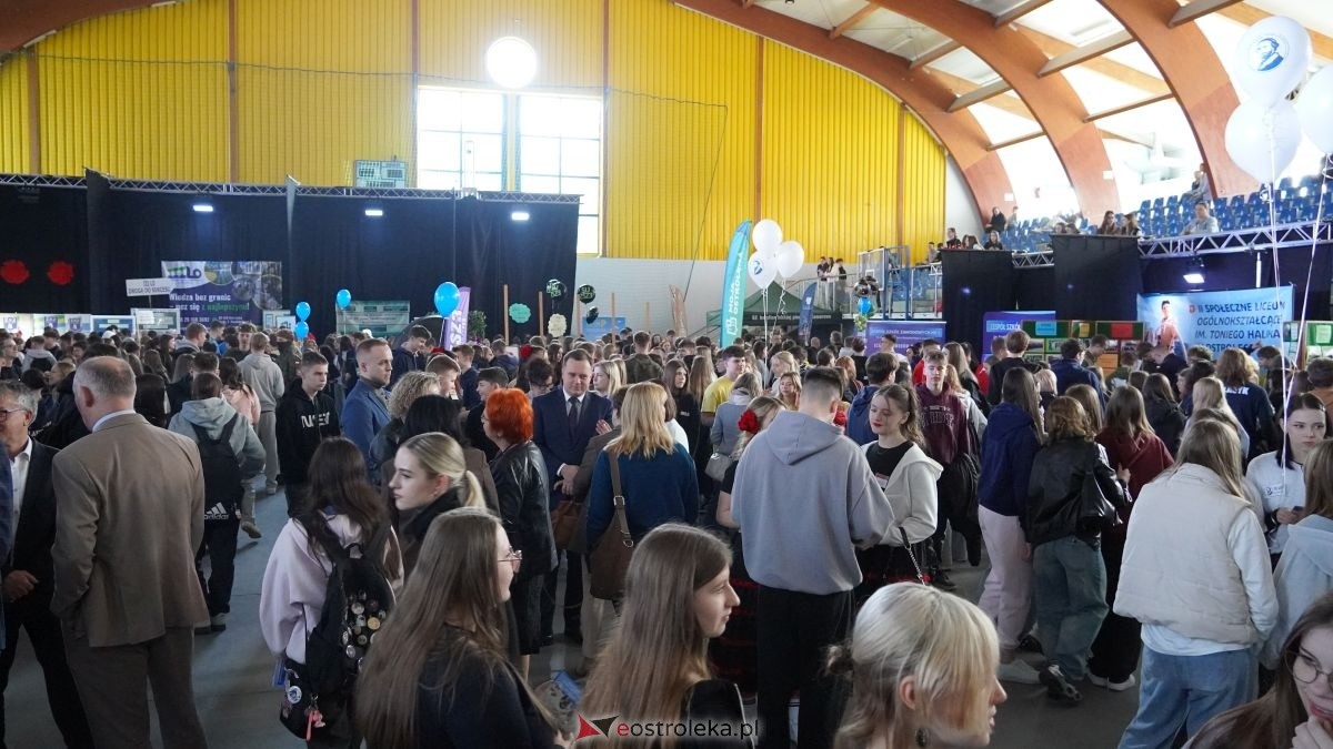 XV Forum Edukacyjne w Ostrołęce [19.03.2026] - zdjęcie #95 - eOstroleka.pl