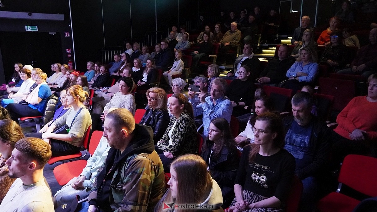 Koncert uczniów Państwowej Szkoły Muzycznej w Ostrołęce i Chóru Cantiamo w Muzeum Żołnierzy Wyklętych [19.03.2026] - zdjęcie #44 - eOstroleka.pl