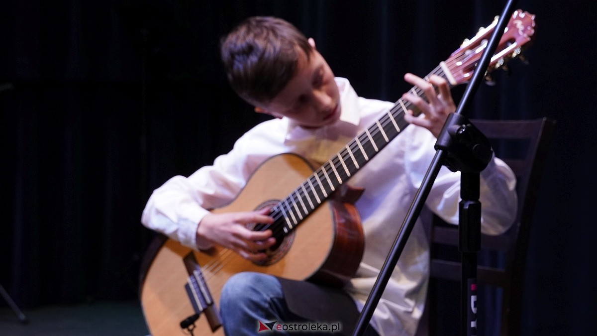 Koncert uczniów Państwowej Szkoły Muzycznej w Ostrołęce i Chóru Cantiamo w Muzeum Żołnierzy Wyklętych [19.03.2026] - zdjęcie #41 - eOstroleka.pl