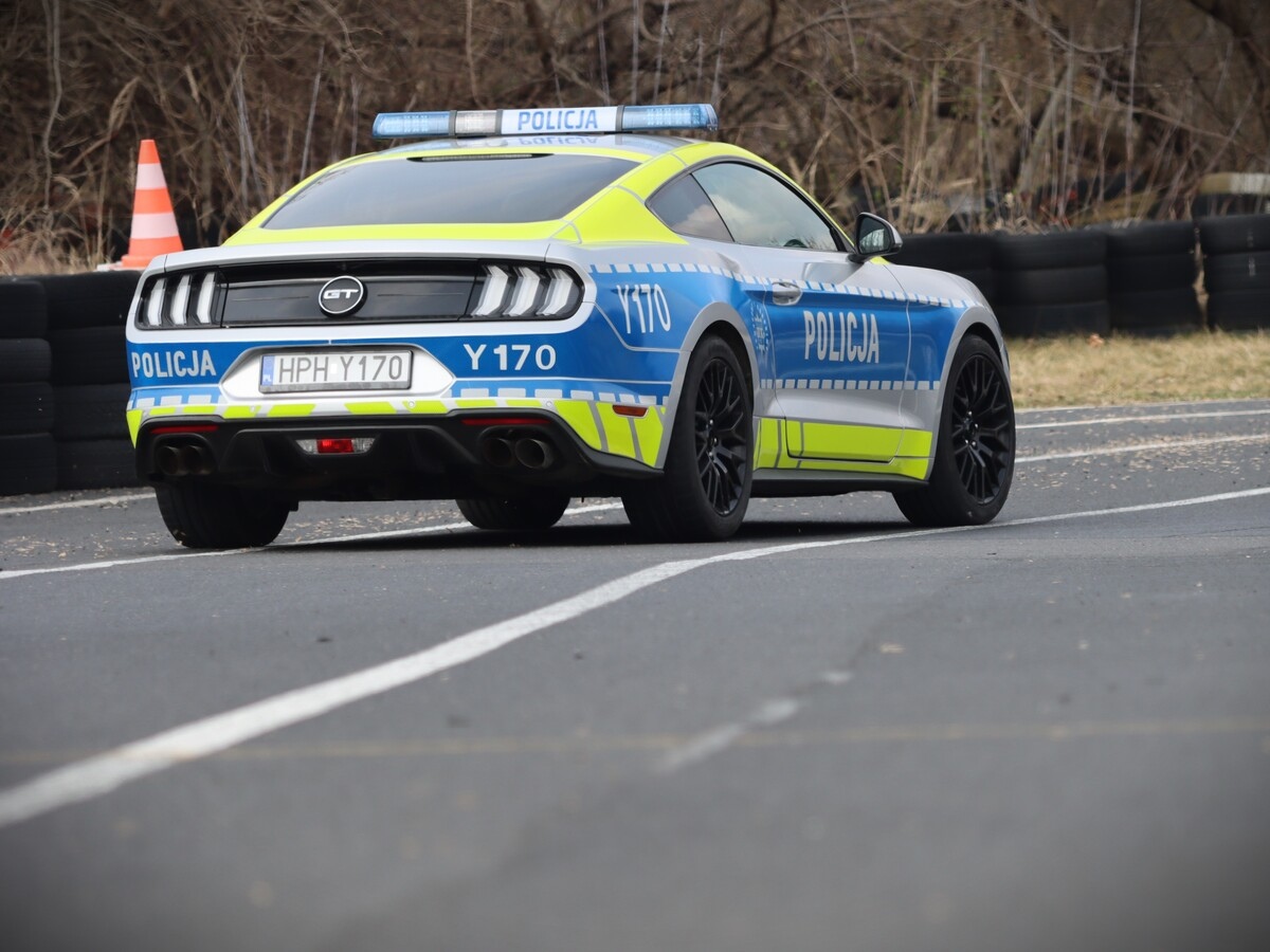 Ford Mustang w służbie mazowieckiej policji [20.03.2026] - zdjęcie #5 - eOstroleka.pl