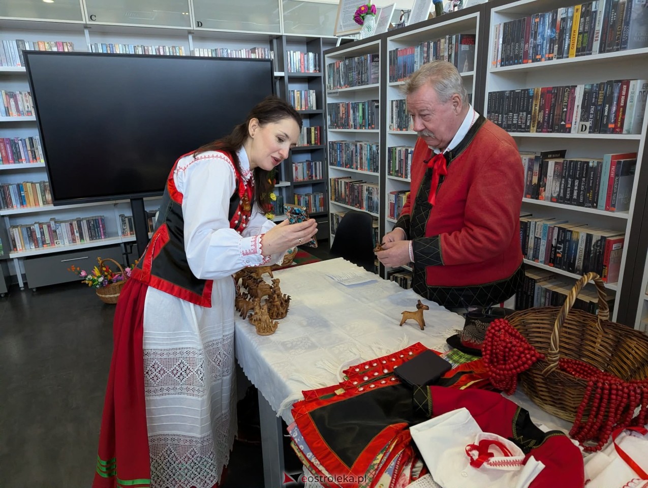 Wielkanocny kiermasz w kadzidlańskiej bibliotece [21.03.2026] - zdjęcie #25 - eOstroleka.pl