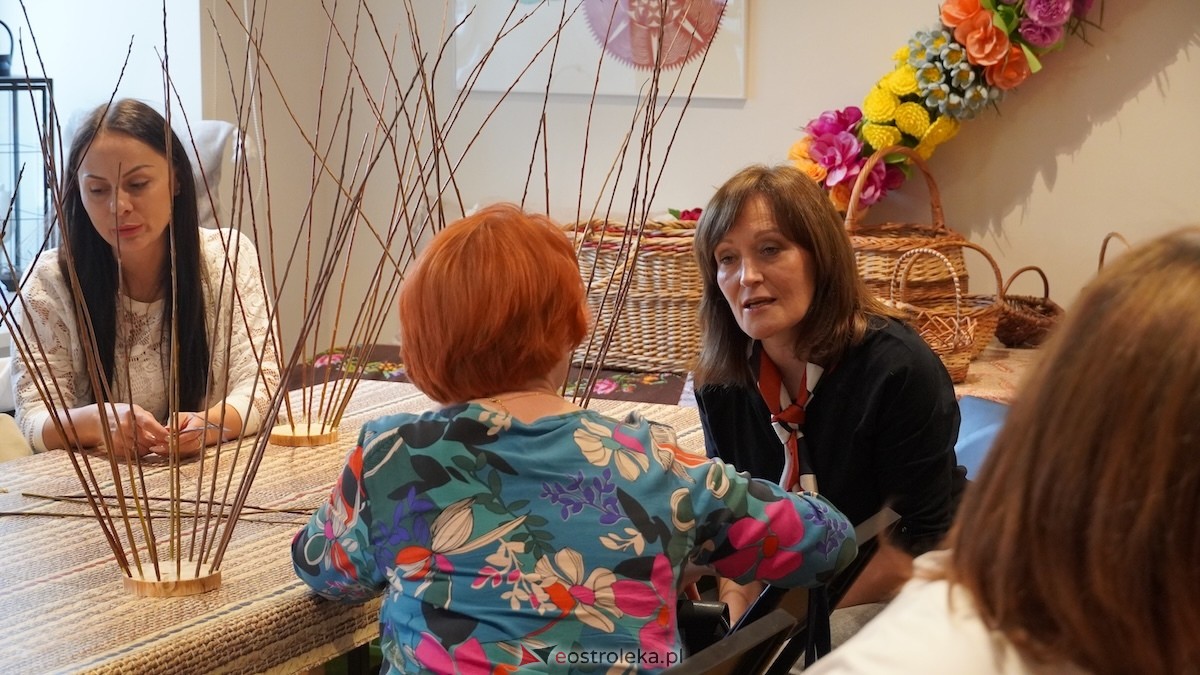 Warsztaty wikliniarskie Koszyk z wikliny w Muzeum Kultury Kurpiowskiej [22.03.2026] - zdjęcie #20 - eOstroleka.pl