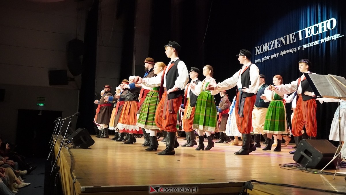 Koncert Korzenie i Echo, tam gdzie góry śpiewają, a puszcza wtóruje... [22.03.2026] - zdjęcie #68 - eOstroleka.pl