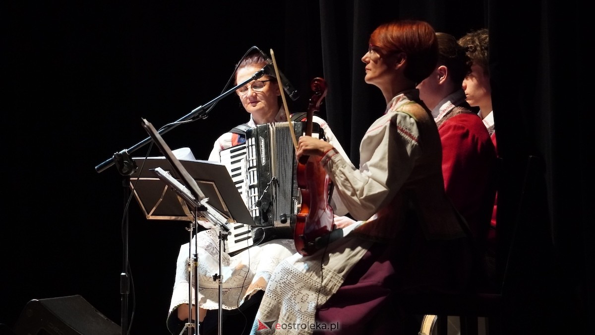 Koncert Korzenie i Echo, tam gdzie góry śpiewają, a puszcza wtóruje... [22.03.2026] - zdjęcie #58 - eOstroleka.pl