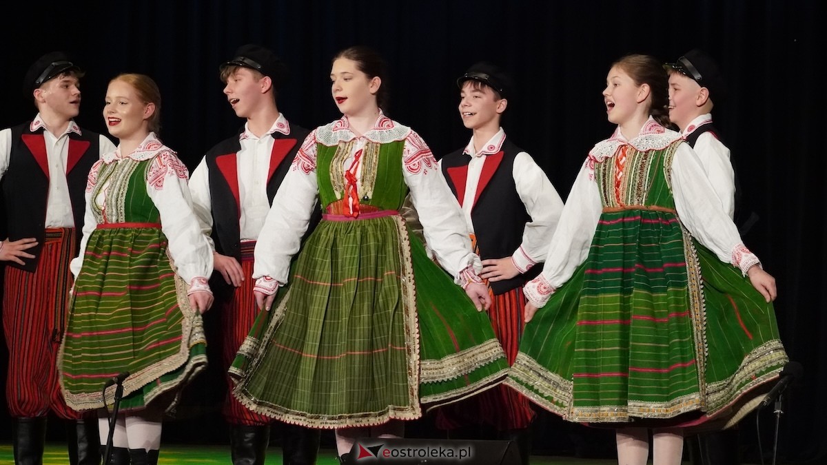 Koncert Korzenie i Echo, tam gdzie góry śpiewają, a puszcza wtóruje... [22.03.2026] - zdjęcie #48 - eOstroleka.pl