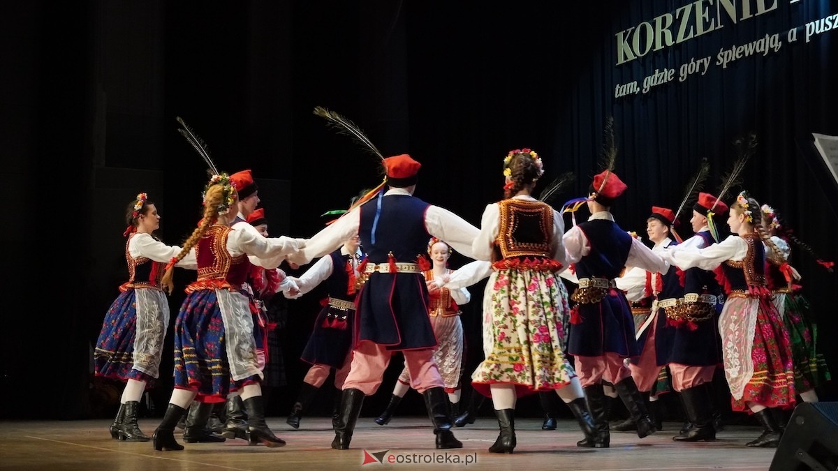 Koncert Korzenie i Echo, tam gdzie góry śpiewają, a puszcza wtóruje... [22.03.2026] - zdjęcie #21 - eOstroleka.pl