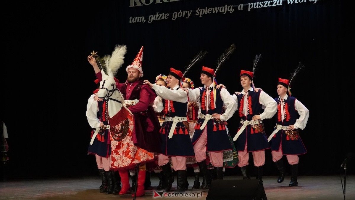 Koncert Korzenie i Echo, tam gdzie góry śpiewają, a puszcza wtóruje... [22.03.2026] - zdjęcie #11 - eOstroleka.pl