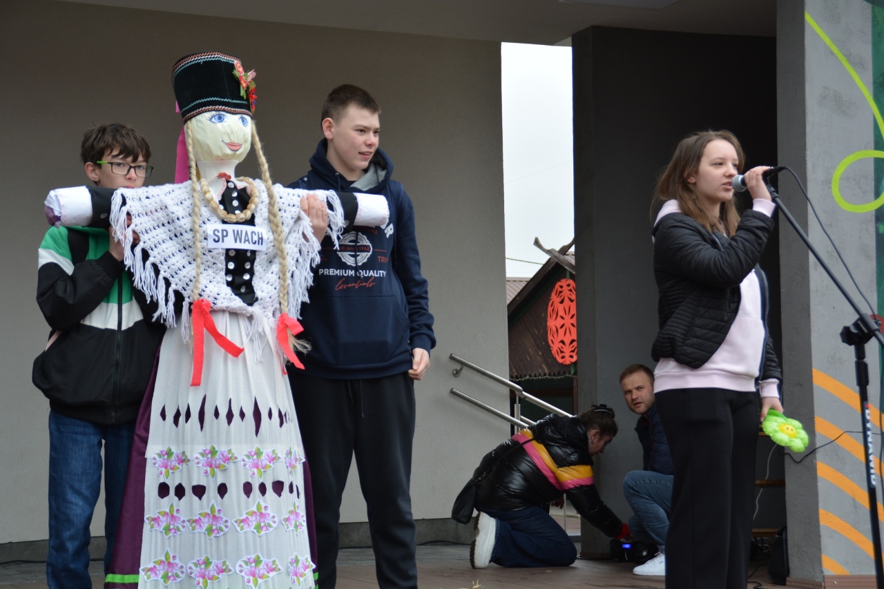 Kurpiowskie marzanny i Pinokio. Tak Kadzidło przywitało wiosnę! Fot. CKK Kadzidło  [20.03.2026] - zdjęcie #36 - eOstroleka.pl