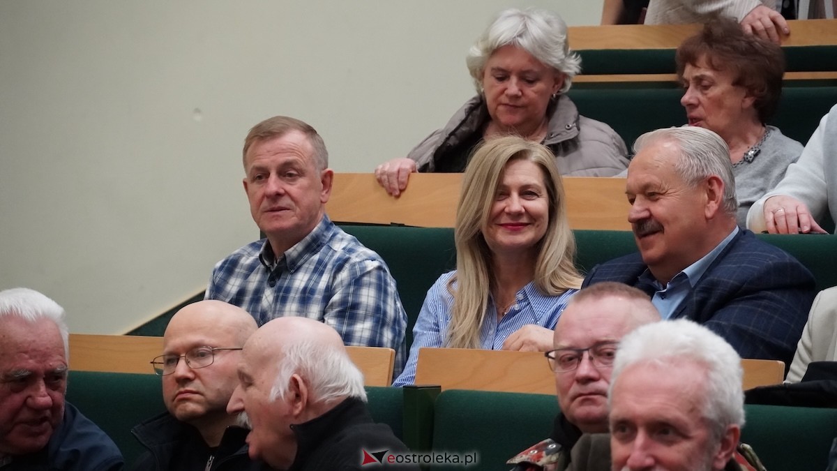 Spotkanie z Markiem Jakubiakiem w WSAP w Ostrołęce [23.03.2026] - zdjęcie #28 - eOstroleka.pl