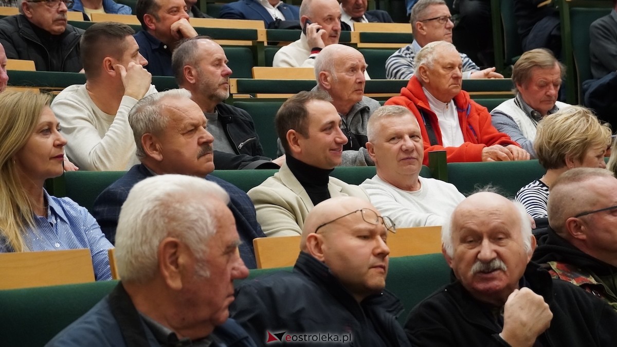 Spotkanie z Markiem Jakubiakiem w WSAP w Ostrołęce [23.03.2026] - zdjęcie #20 - eOstroleka.pl
