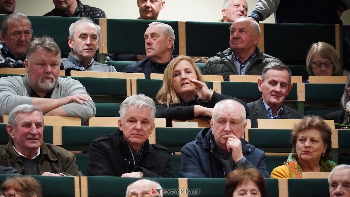Spotkanie z Markiem Jakubiakiem w WSAP w Ostrołęce [23.03.2026] - zdjęcie #15 - eOstroleka.pl