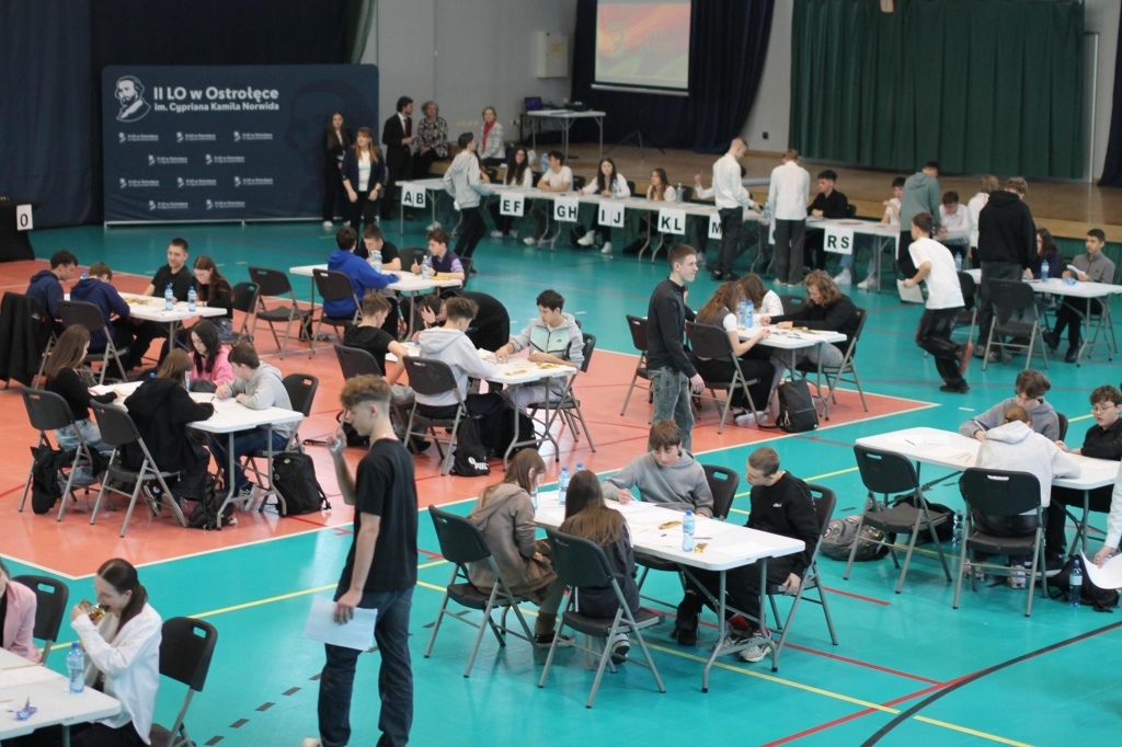 VIII edycja konkursu Pocisk w II LO [24.03.2026] - zdjęcie #25 - eOstroleka.pl