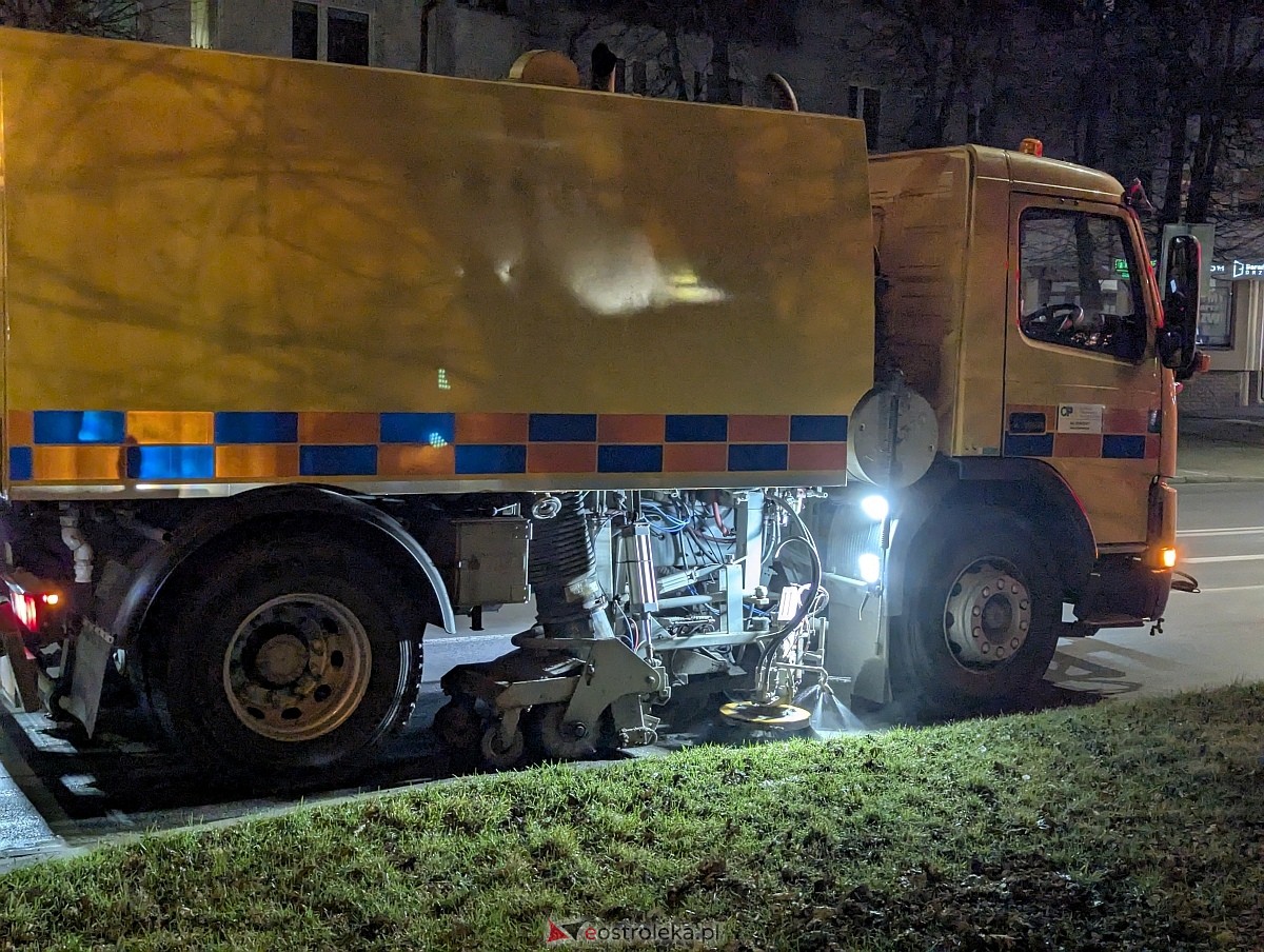 Wiosenne porządki w Ostrołęce [24.03.2026] - zdjęcie #2 - eOstroleka.pl