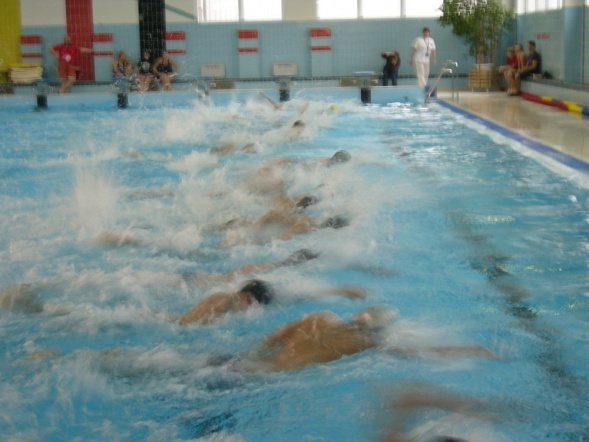 5 złotych medali zawodników „WOPR – OS” w Mistrzostwach Szczytna - zdjęcie #9 - eOstroleka.pl