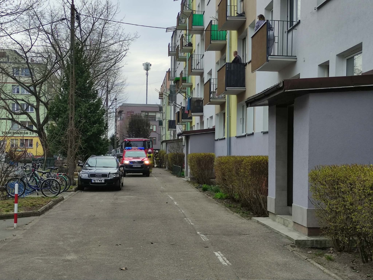 Interwencja strażaków przy ul. Sygietyńskiego [25.03.2026] - zdjęcie #6 - eOstroleka.pl