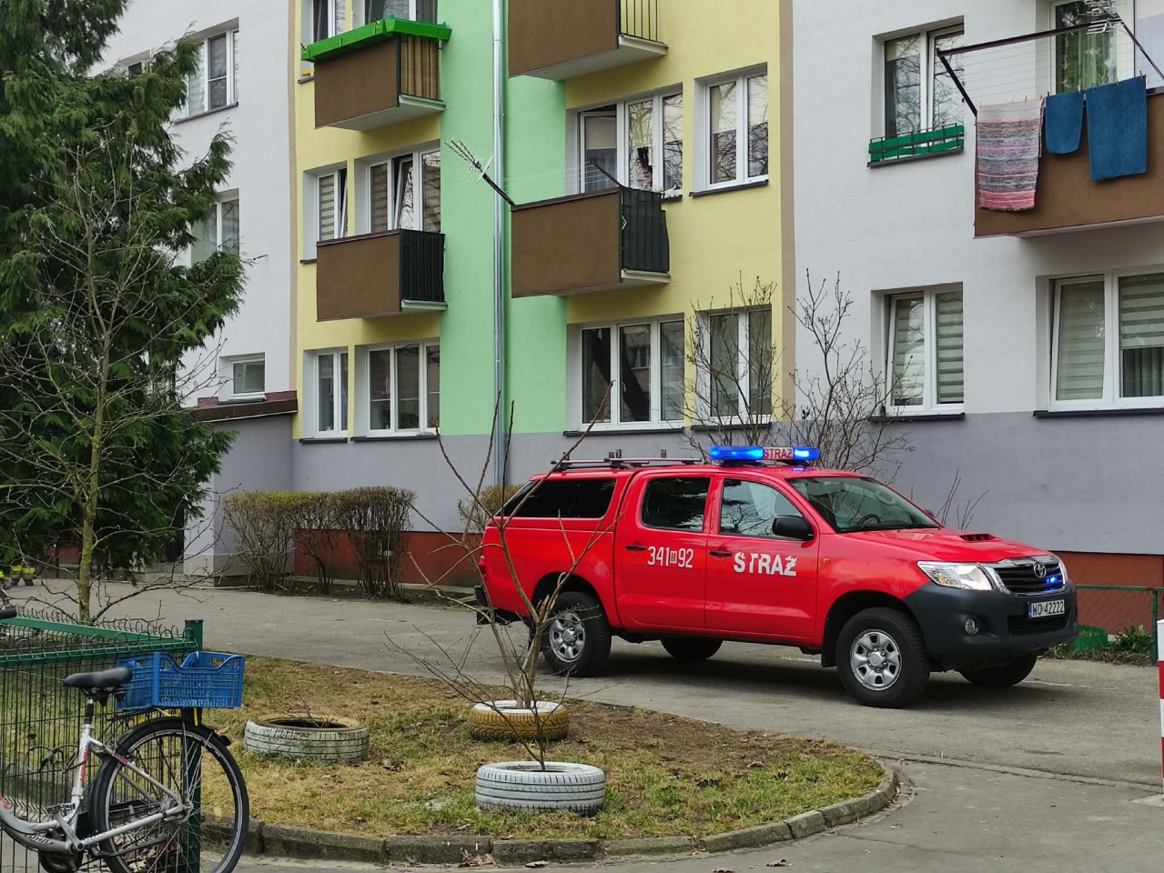 Interwencja strażaków przy ul. Sygietyńskiego [25.03.2026] - zdjęcie #2 - eOstroleka.pl