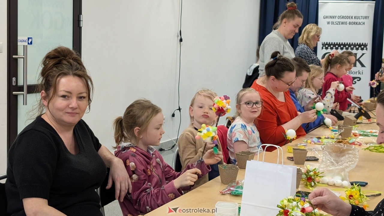 Wiosenne warsztaty w GOK-u w Olszewie-Borkach [25.03.2026] - zdjęcie #21 - eOstroleka.pl