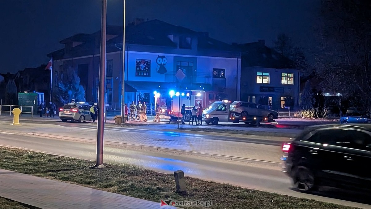 Wypadek przy ul. Dobrzańskiego w Ostrołęce [25.03.2026] - zdjęcie #3 - eOstroleka.pl