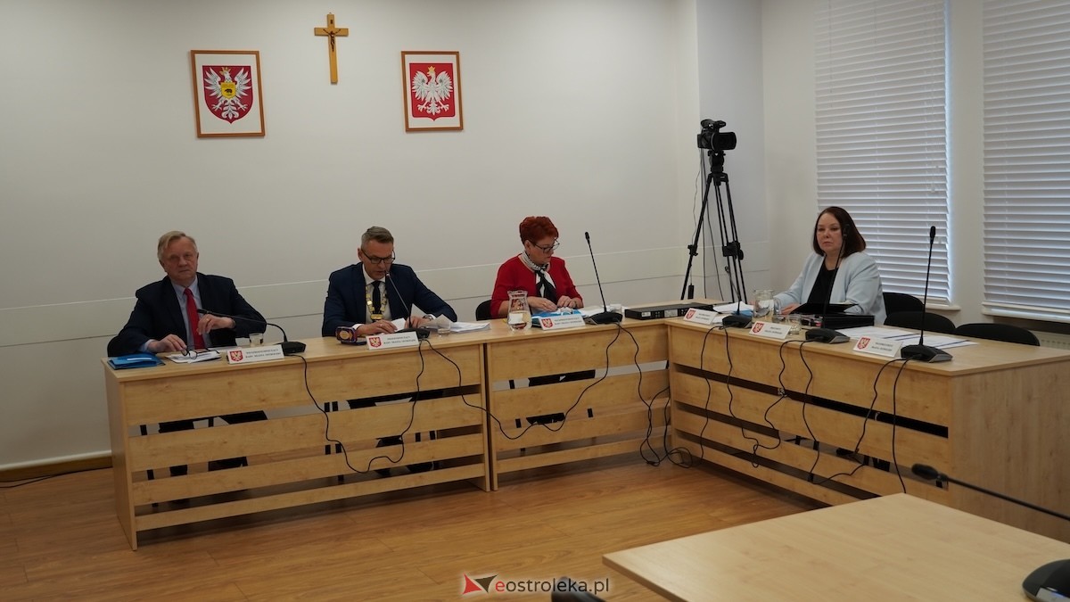 Sesja Rady Miasta Ostrołęki [26.03.2026] - zdjęcie #11 - eOstroleka.pl