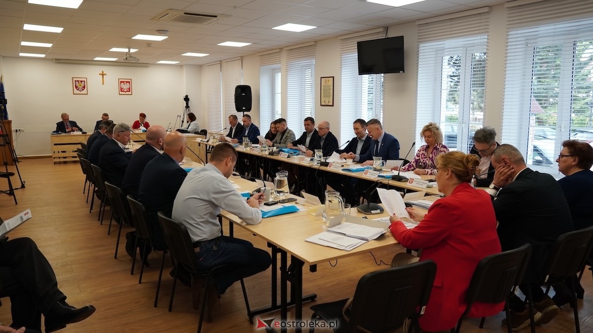 Sesja Rady Miasta Ostrołęki [26.03.2026] - zdjęcie #10 - eOstroleka.pl