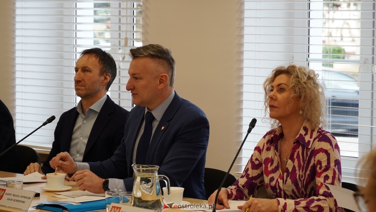 Sesja Rady Miasta Ostrołęki [26.03.2026] - zdjęcie #7 - eOstroleka.pl