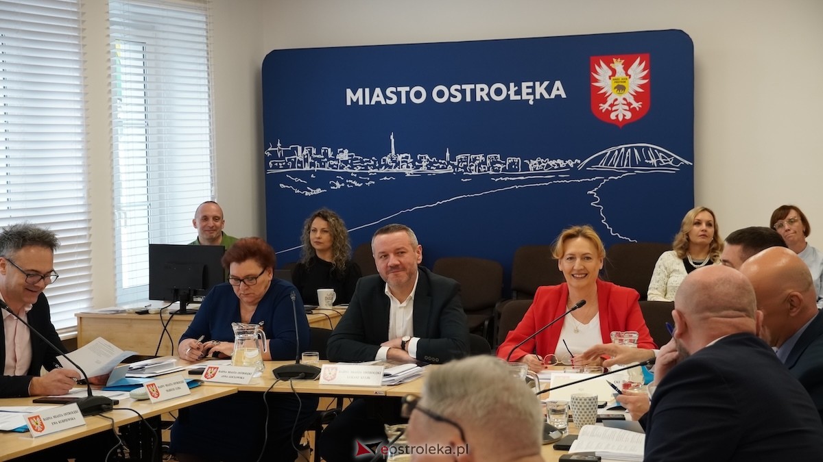 Sesja Rady Miasta Ostrołęki [26.03.2026] - zdjęcie #6 - eOstroleka.pl
