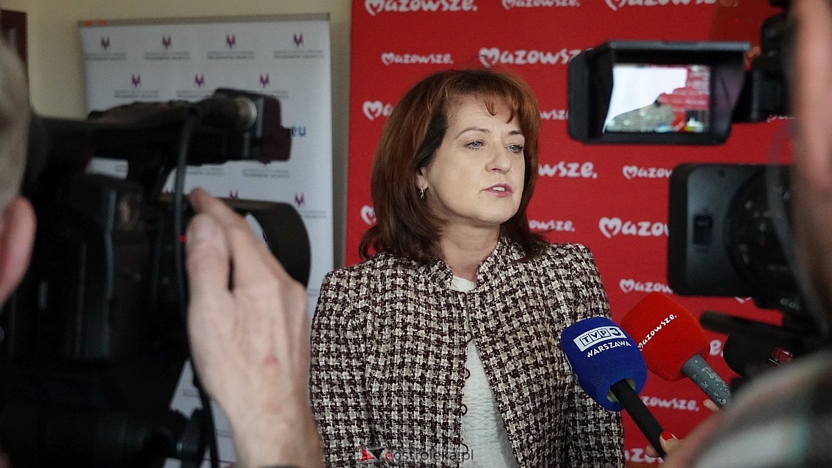 Podpisanie umów na inwestycje w zdrowie i infrastrukturę w regionie ostrołęckim [26.03.2026] - zdjęcie #42 - eOstroleka.pl