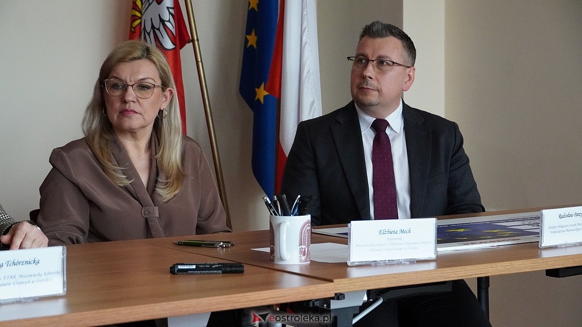 Podpisanie umów na inwestycje w zdrowie i infrastrukturę w regionie ostrołęckim [26.03.2026] - zdjęcie #31 - eOstroleka.pl