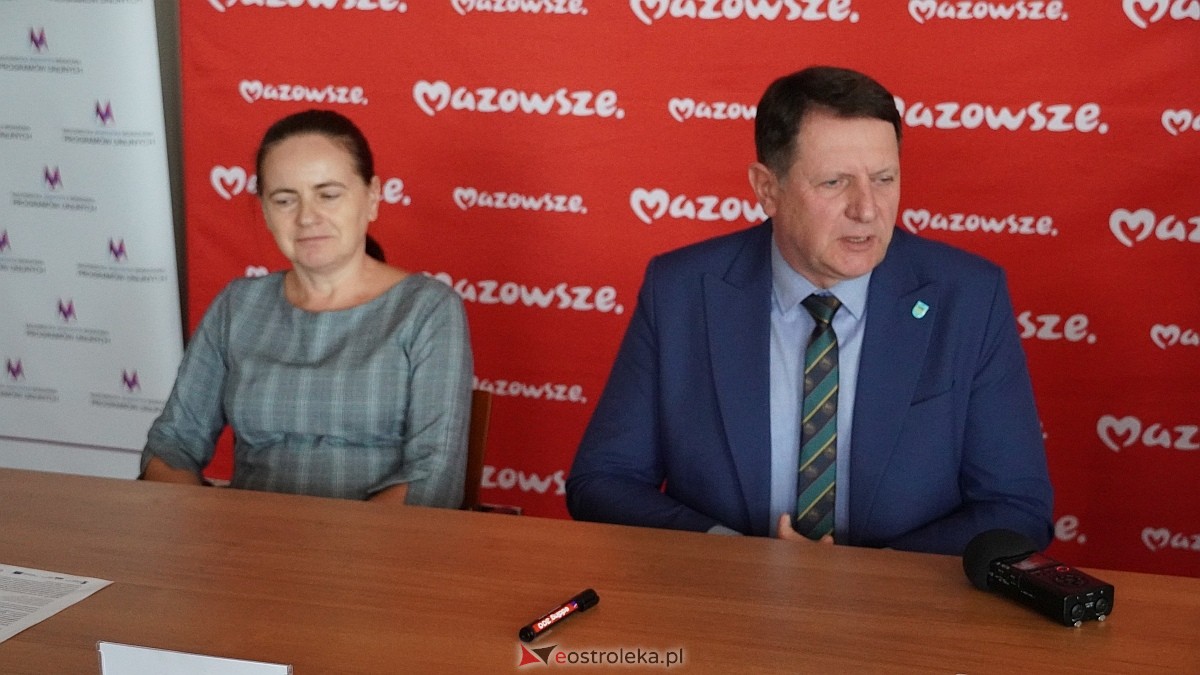 Podpisanie umów na inwestycje w zdrowie i infrastrukturę w regionie ostrołęckim [26.03.2026] - zdjęcie #14 - eOstroleka.pl