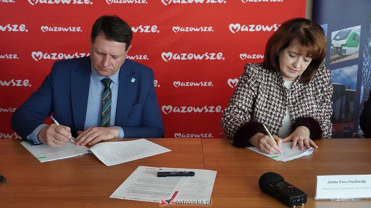 Podpisanie umów na inwestycje w zdrowie i infrastrukturę w regionie ostrołęckim [26.03.2026] - zdjęcie #10 - eOstroleka.pl