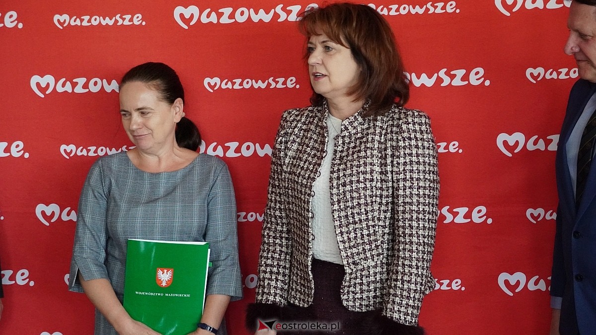 Podpisanie umów na inwestycje w zdrowie i infrastrukturę w regionie ostrołęckim [26.03.2026] - zdjęcie #8 - eOstroleka.pl
