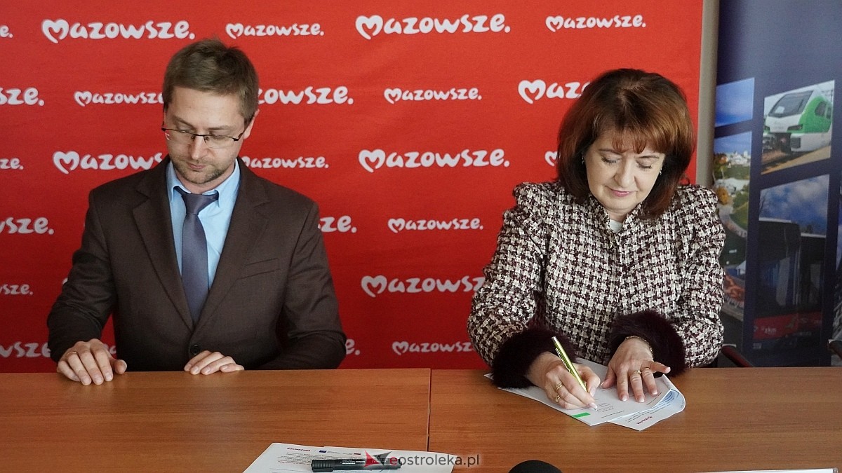 Podpisanie umów na inwestycje w zdrowie i infrastrukturę w regionie ostrołęckim [26.03.2026] - zdjęcie #6 - eOstroleka.pl