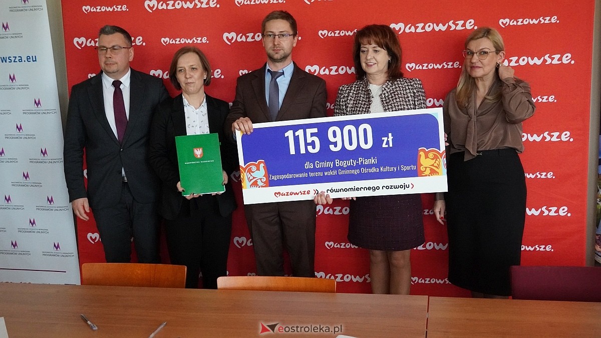 Podpisanie umów na inwestycje w zdrowie i infrastrukturę w regionie ostrołęckim [26.03.2026] - zdjęcie #4 - eOstroleka.pl