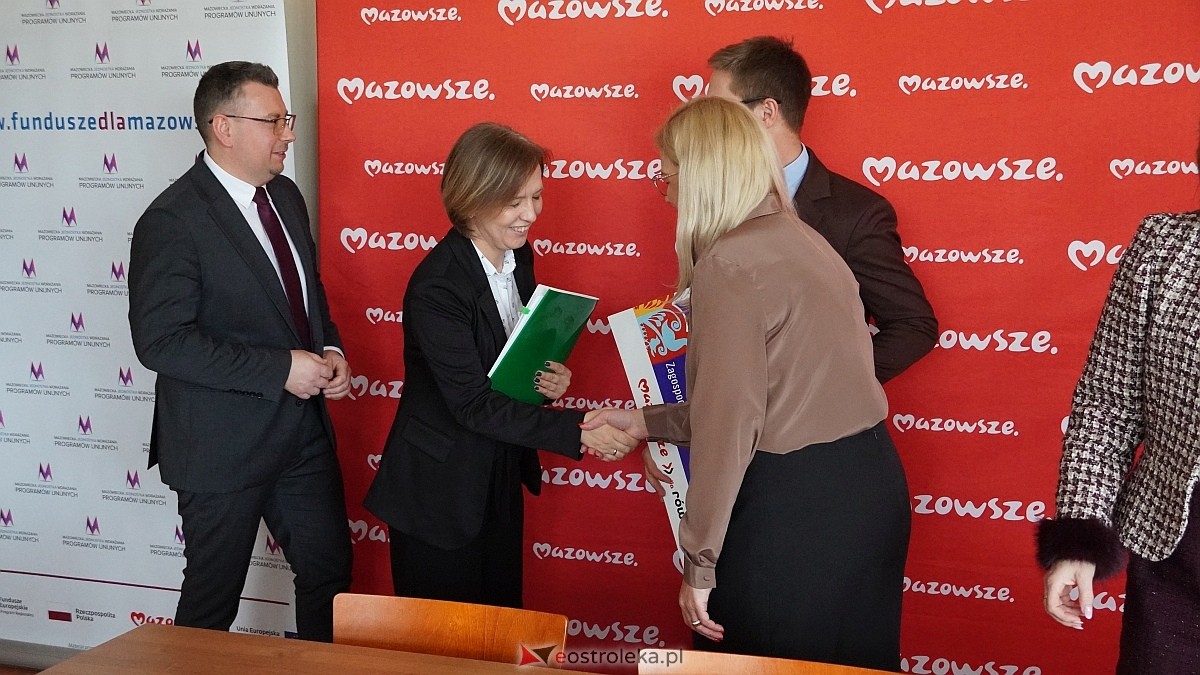 Podpisanie umów na inwestycje w zdrowie i infrastrukturę w regionie ostrołęckim [26.03.2026] - zdjęcie #1 - eOstroleka.pl