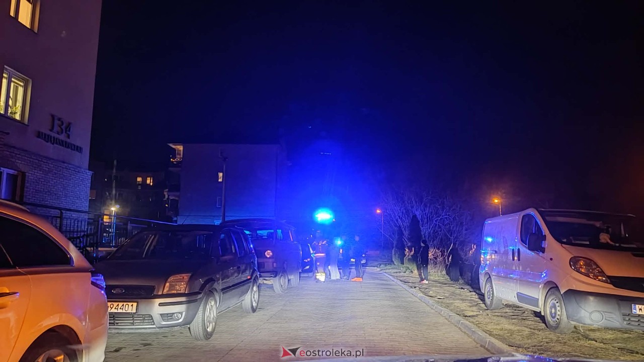 Pożar na osiedlu OTBS [26.03.2026] - zdjęcie #1 - eOstroleka.pl