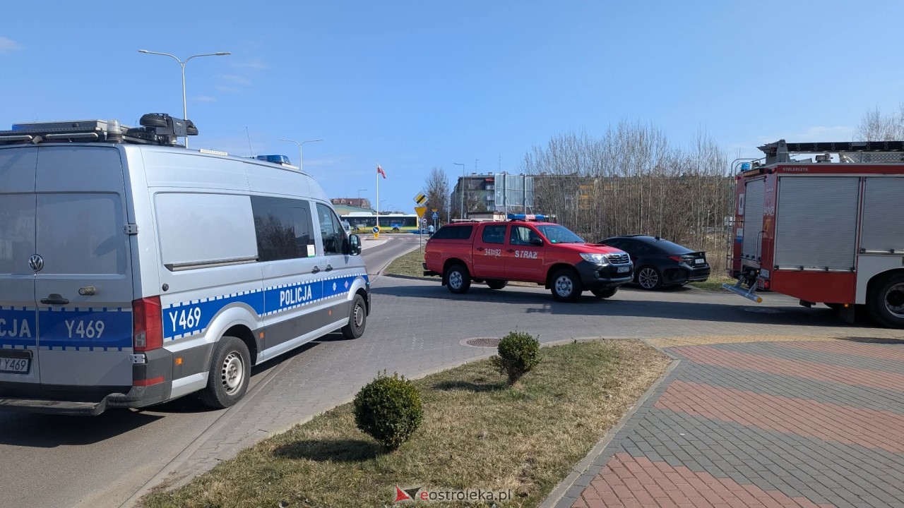Akcja strażacka w podziemnym garażu przy ul. Gołasia [27.03.2026] - zdjęcie #8 - eOstroleka.pl