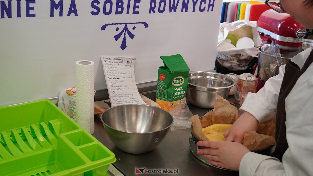 VIII Edycja Konkursu Wypieki Wielkanocne - Mazurek Wielkanocny w ZSZ nr 4 w Ostrołęce - zdjęcie #73 - eOstroleka.pl