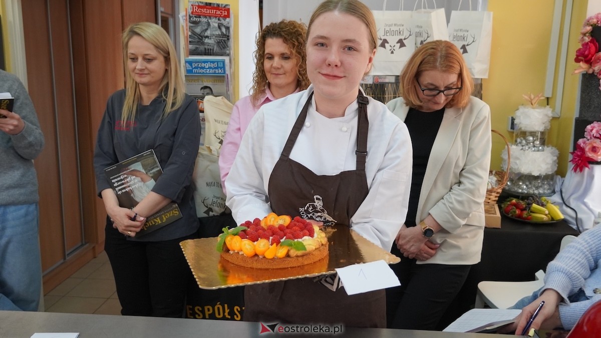VIII Edycja Konkursu Wypieki Wielkanocne - Mazurek Wielkanocny w ZSZ nr 4 w Ostrołęce - zdjęcie #46 - eOstroleka.pl