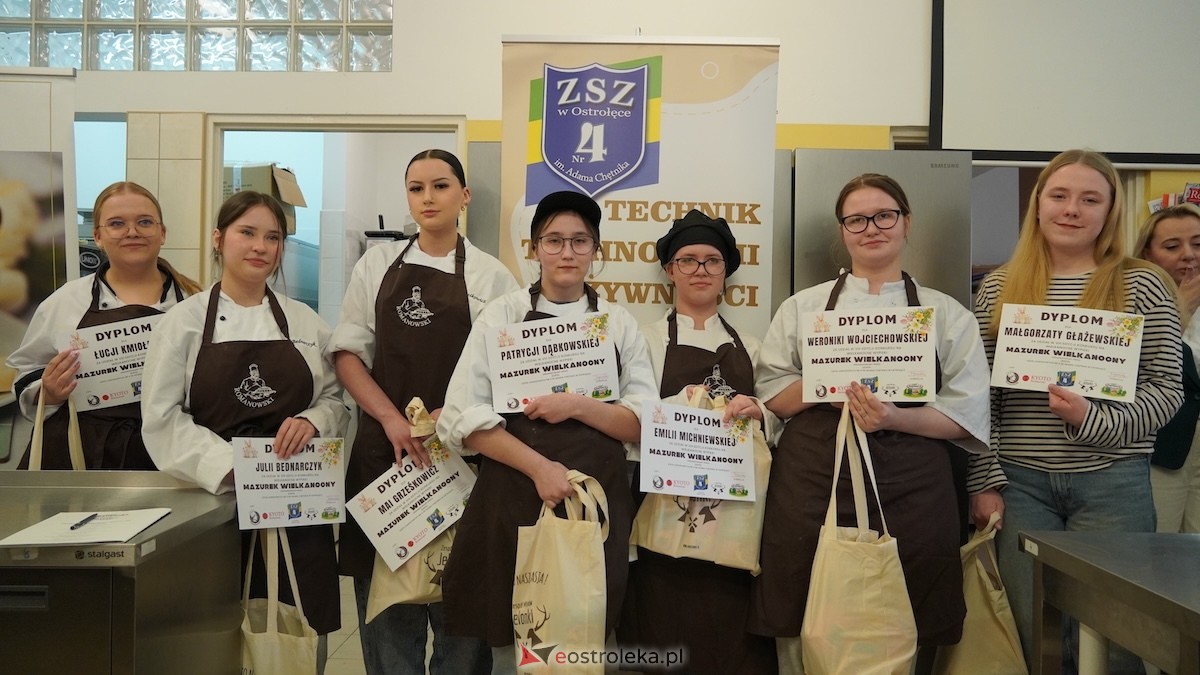 VIII Edycja Konkursu Wypieki Wielkanocne - Mazurek Wielkanocny w ZSZ nr 4 w Ostrołęce - zdjęcie #27 - eOstroleka.pl