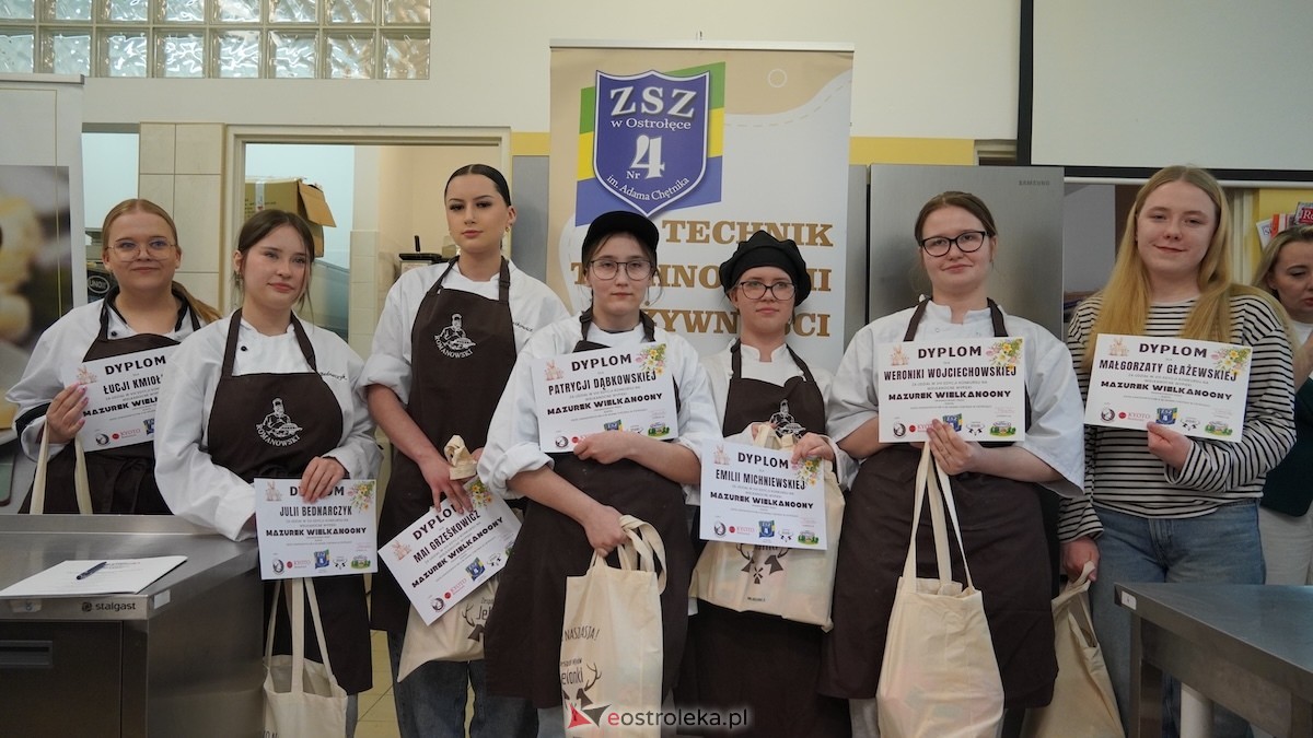 VIII Edycja Konkursu Wypieki Wielkanocne - Mazurek Wielkanocny w ZSZ nr 4 w Ostrołęce - zdjęcie #26 - eOstroleka.pl