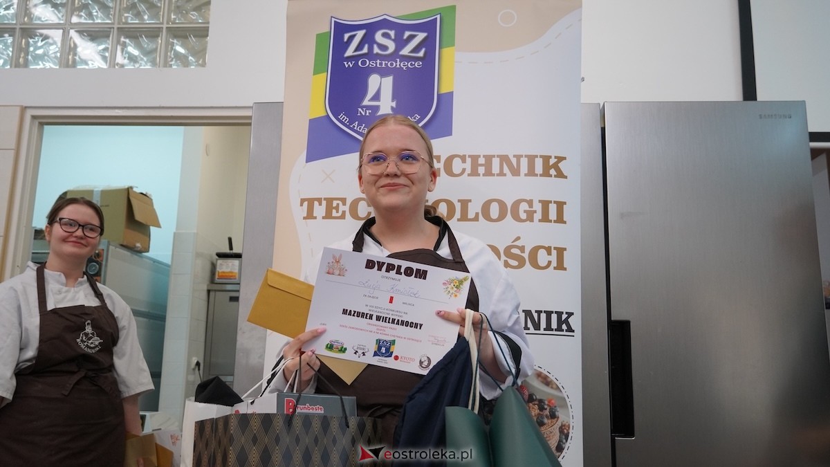 VIII Edycja Konkursu Wypieki Wielkanocne - Mazurek Wielkanocny w ZSZ nr 4 w Ostrołęce - zdjęcie #8 - eOstroleka.pl