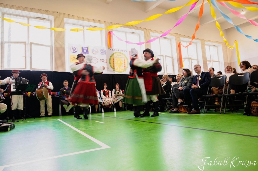 Echa Kurpiowszczyzny w II LO [27.03.2026] - zdjęcie #19 - eOstroleka.pl