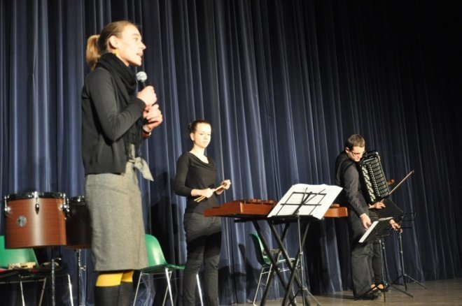 Koncert Kalejdoskop rytmów i melodii w OCK [23.XI.2011] - zdjęcie #1 - eOstroleka.pl